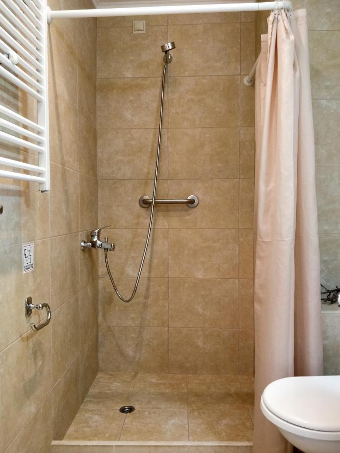 Myrthe Apartments 米尔托斯 外观 照片