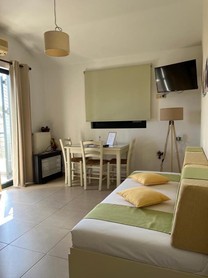 Myrthe Apartments 米尔托斯 外观 照片